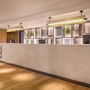 Hotel Ac Avenida De America By Marriott, Madryt
